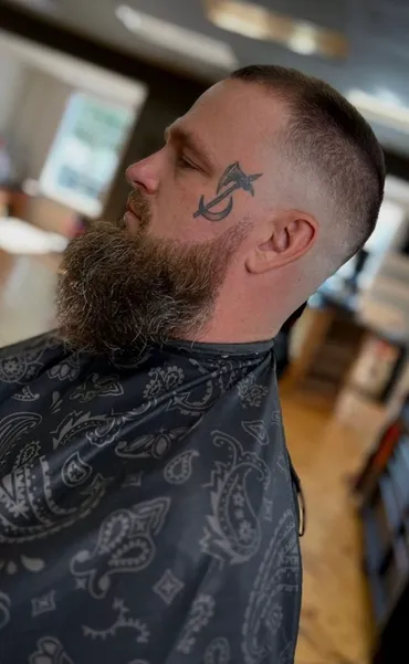 https://bombshellbarbers.com/wp-content/uploads/2025/05/men-hair.webp